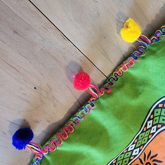 NWT Colorful Wrap Scarf Elephant Made‎ In India Colorful Fringe With Pocket NEW - Picture 8 of 8